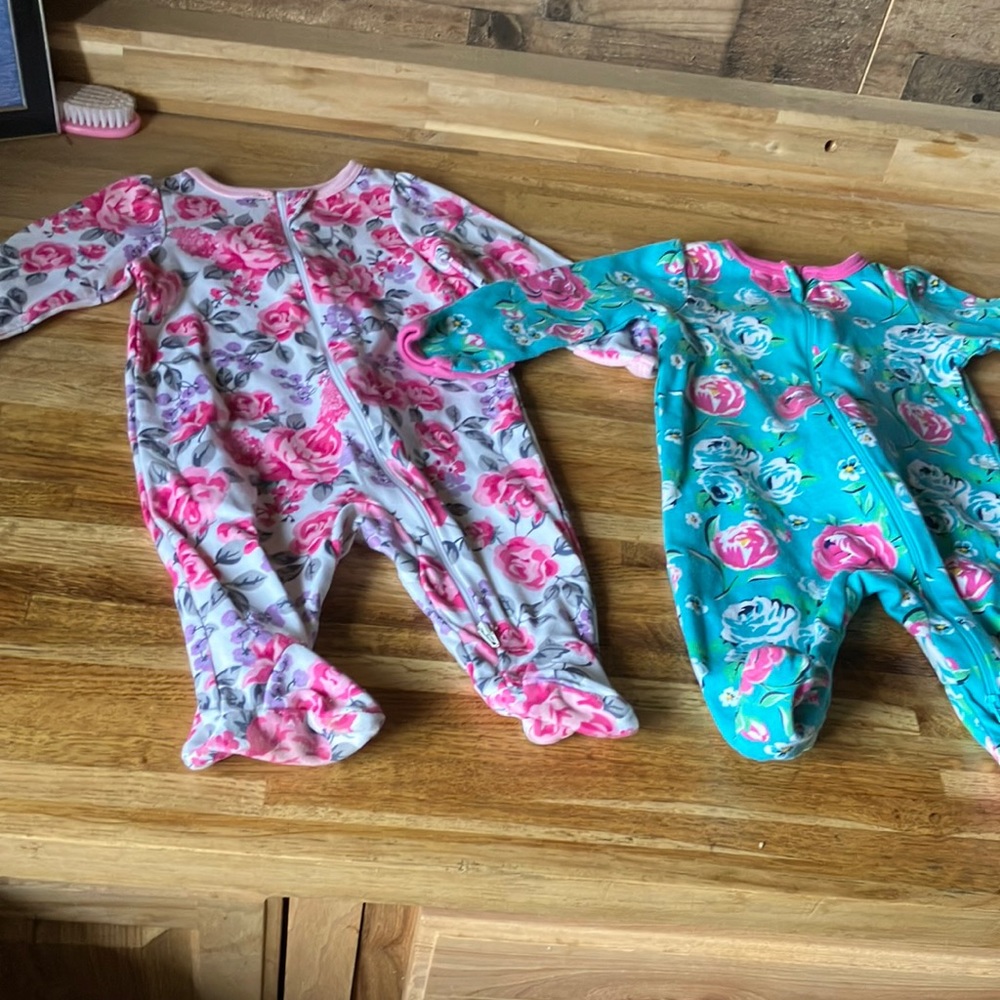 2 wonder nation sleepers like new , smoke free home asking $10 both